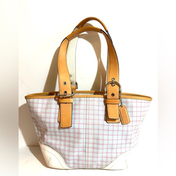 Coach vintage Canvas leather Stylish and Tan Women's Tote Bag - Picture 1 of 10